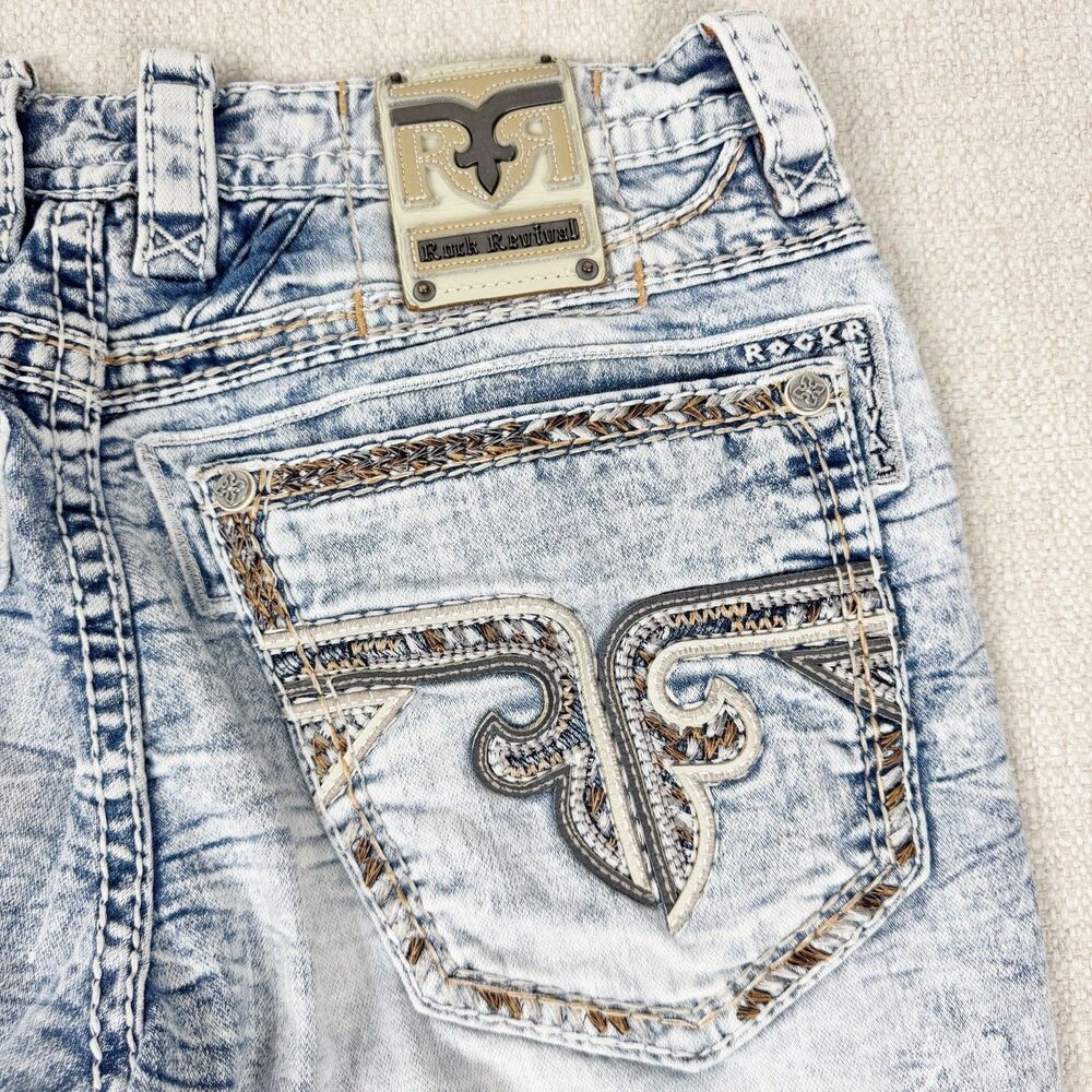 Rock Revival Robin Slim Straight Jeans Mens 34 x 29 Distressed Light Wash Denim